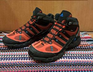 ☆　人気　アディダス　TERREX 『AX1 MID GTX』　GORE-TEX　☆
