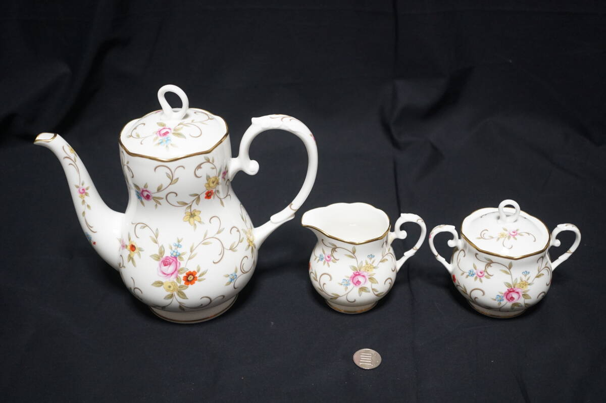 ノリタケ スタジオコレクション ポットの値段と価格推移は？｜5件の