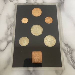 エリザベス 1971の値段と価格推移は？｜7件の売買データからエリザベス