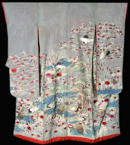 ☆きものさらさ アンティーク着物帯☆黒振袖 縮緬 ちりめん 桜 さくら