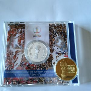 2002FIFAワールドカップ™ 純銀の中古価格は14,067円｜記念硬貨の新品