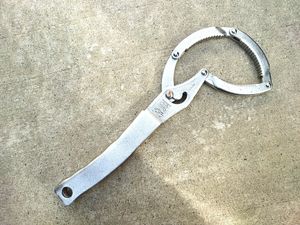 エーモン・オイルフィルターレンチ