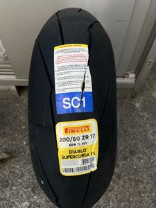 ピレリーディアブロスーパーコルサv3 sc1 200／60 17