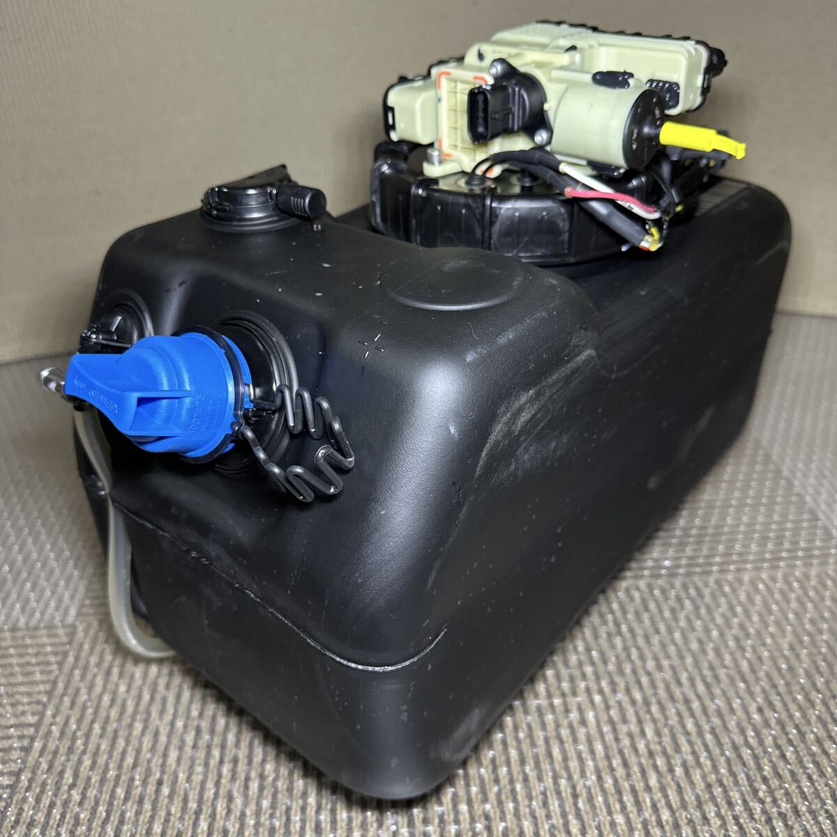 リビルト品】三菱ふそう キャンター アドブルータンク センサー