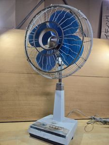 扇風機 東芝 レトロのYahoo!オークション(旧ヤフオク!)の相場・価格を
