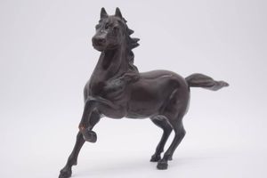 鉄製 馬の置物の値段と価格推移は？｜5件の売買データから鉄製 馬の