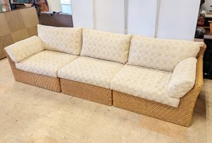 ラタン ソファの値段と価格推移は？｜11件の売買データからラタン