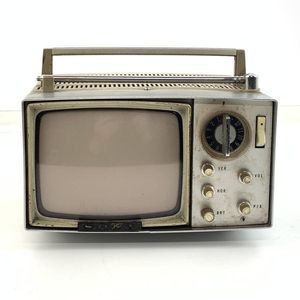 白黒テレビのYahoo!オークション(旧ヤフオク!)の相場・価格を見る