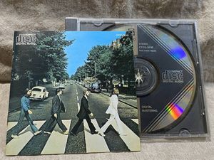 495位 THE BEATLES - ABBEY ROAD 回収盤 CP35-3016 31 SONY刻印 BLACK TRIANGLE ミシン目なし初