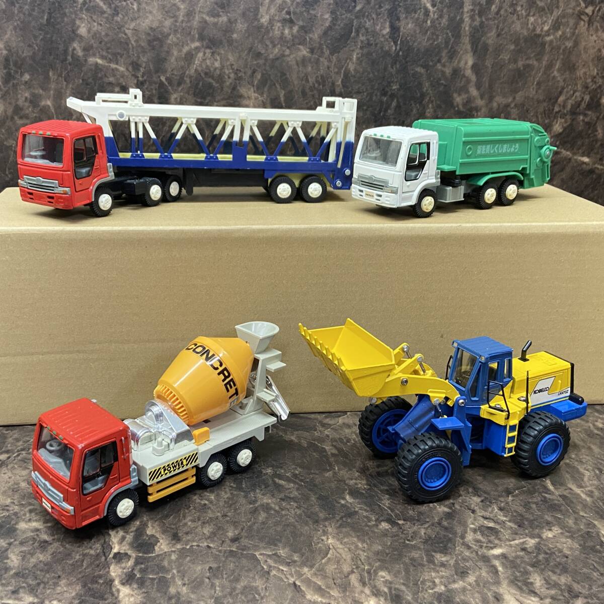 売切り☆ Diapet ダイヤペット ミニカー 4点 トレーラー ゴミ収集車