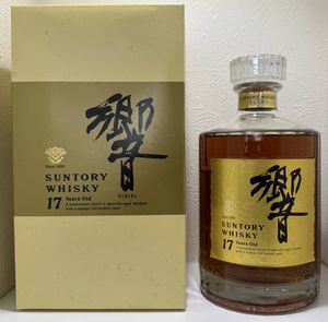 サントリー 響 17年のYahoo!オークション(旧ヤフオク!)の相場・価格を
