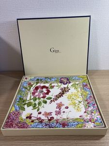 GIEN 皿の値段と価格推移は？｜11件の売買データからGIEN 皿の価値が