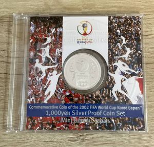 2002FIFAワールドカップ™ 純銀の中古価格は10,635円｜記念硬貨の新品