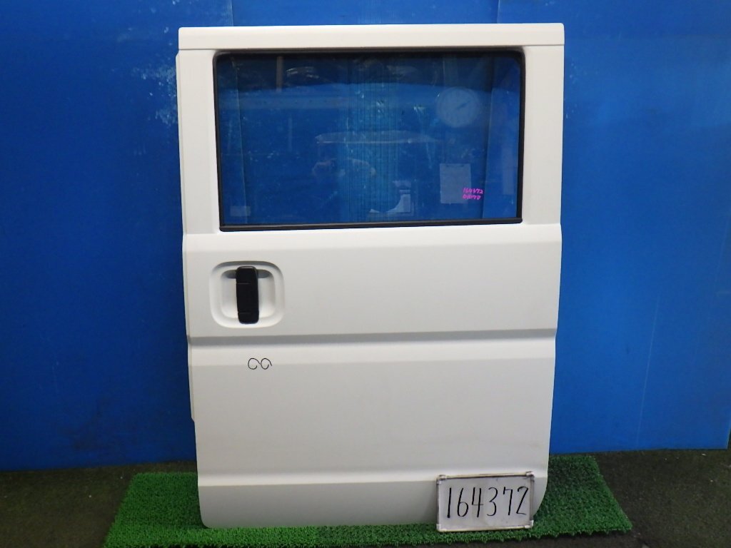 164372] 日産 / NV100 クリッパー バン / DR17V / スライドドア / 左後