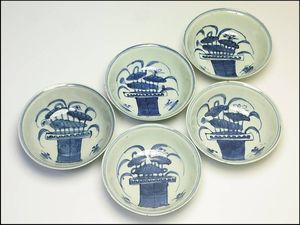 古染付 鉢のYahoo!オークション(旧ヤフオク!)の相場・価格を見る