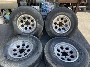16インチ 6穴のYahoo!オークション(旧ヤフオク!)の相場・価格を見る
