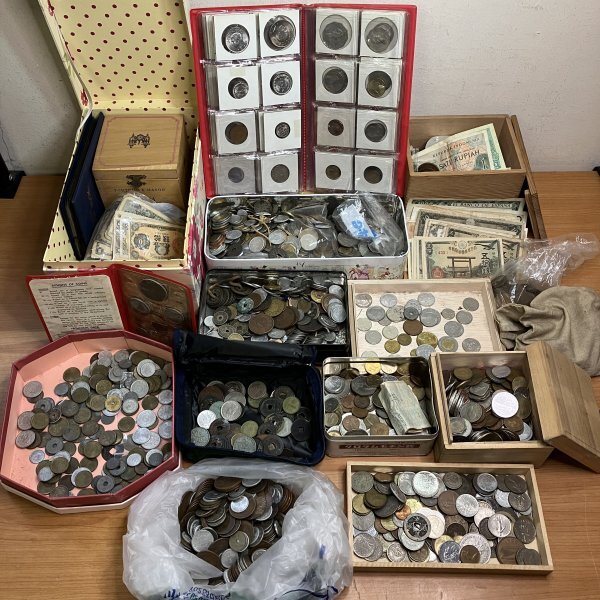 外国硬貨の値段と価格推移は？｜651件の売買データから外国硬貨の価値