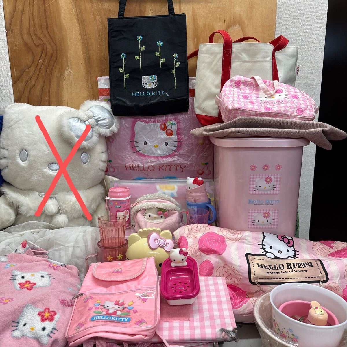 キティ 弁当箱の値段と価格推移は？｜21件の売買データからキティ 弁当