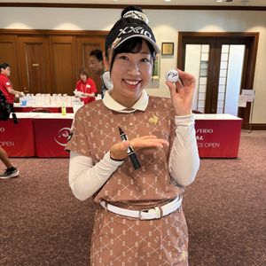 菅沼菜々プロ サイン・企業名入ポロシャツ サイン入帽子 ボール セット