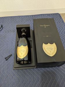 P3 1993 ドン・ペリニヨン 空瓶 ドンペリ 空瓶の値段と価格推移は？｜3件の売買データからドンペリ 空