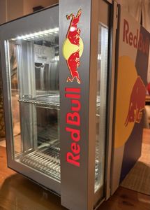 REDBULL 冷蔵庫の値段と価格推移は？｜2件の売買データからREDBULL