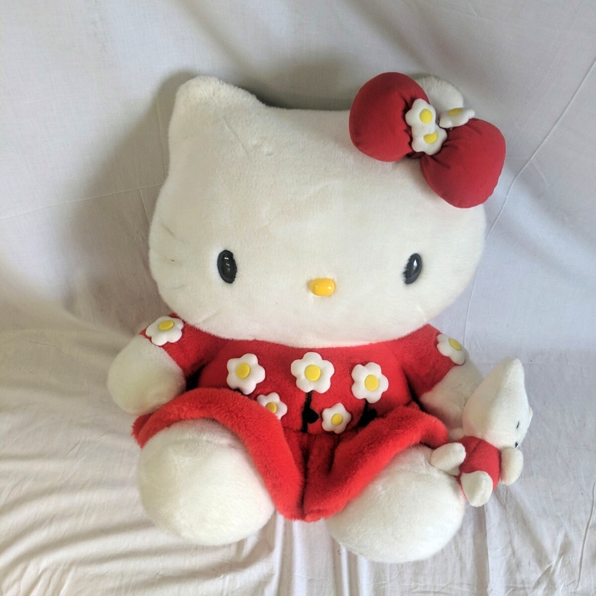 ハローキティ ぬいぐるみ 特大の値段と価格推移は？｜10件の売買データ