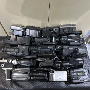 SONY CCD-TR75の値段と価格推移は？｜6件の売買データからSONY CCD