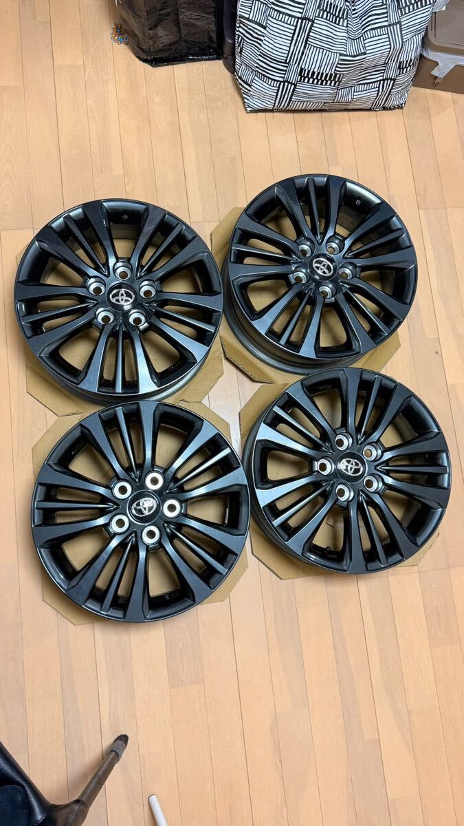 さく　1／4 TOYOTA VOXY ZS純正ホイール　16インチ ヴォクシー 純正 ホイール 16インチの値段と価格推移は？｜81件の売買