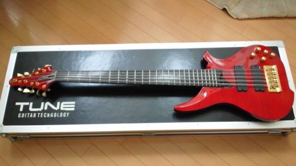 TUNE BASS AKATEN なるちょ 鳴瀬 TWB-10N サイン入り 美品(本体)｜売買