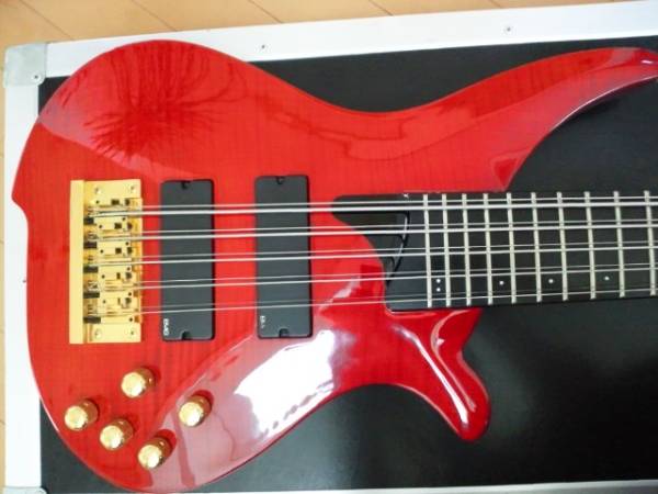 TUNE BASS AKATEN なるちょ 鳴瀬 TWB-10N サイン入り 美品(本体)｜売買