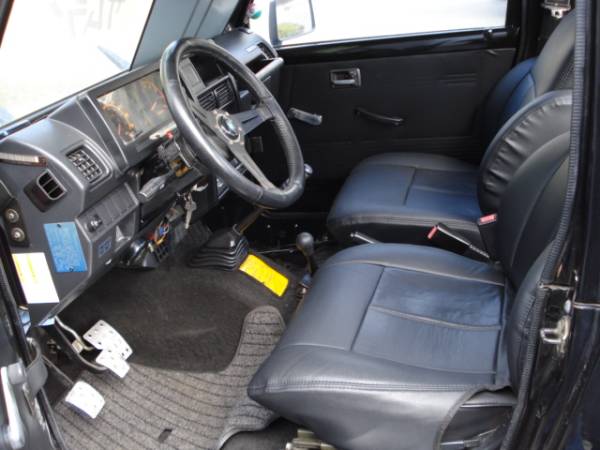 ジムニー 逆輸入車 サムライ 黒 改造車 ジムニー 売買されたオークション情報 Yahooの商品情報をアーカイブ公開 オークファン Aucfan Com