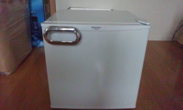 MORITA 電気冷蔵庫 MR-D05BB(W) 2011年製_1