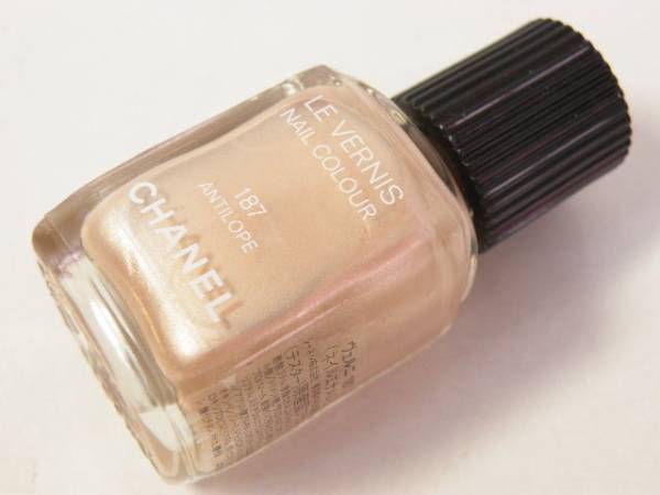 2764 シャネルヴェルニ 187ネイルマニキュアピンクベージュ系 ネイルカラー 売買されたオークション情報 Yahooの商品情報をアーカイブ公開 オークファン Aucfan Com