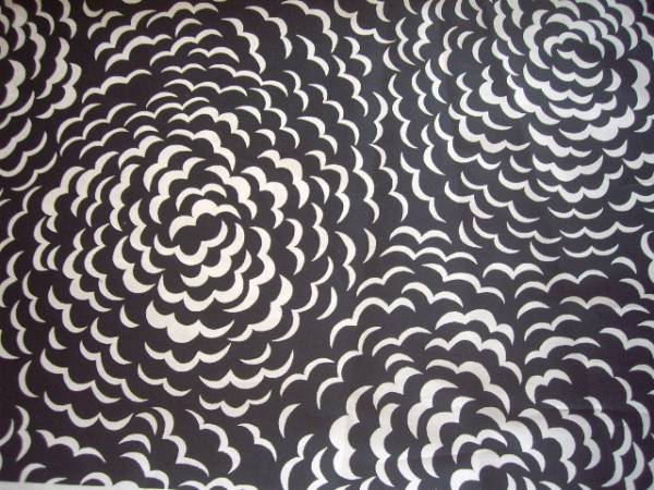 CHECK&STRIPE限定リバティ　ＰＵＦＦ　パフ　1.5M 黒　_1