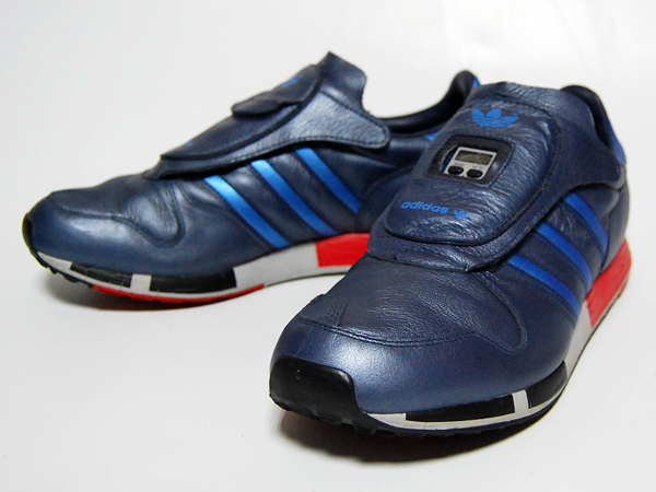 02年復刻adidasマイクロペーサー3 紺メタリック Micropacer 27 5cm 売買されたオークション情報 Yahooの商品情報をアーカイブ公開 オークファン Aucfan Com