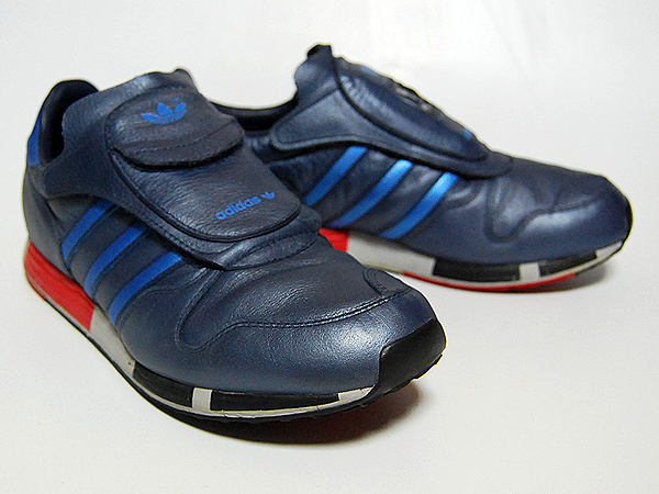 02年復刻adidasマイクロペーサー3 紺メタリック Micropacer 27 5cm 売買されたオークション情報 Yahooの商品情報をアーカイブ公開 オークファン Aucfan Com