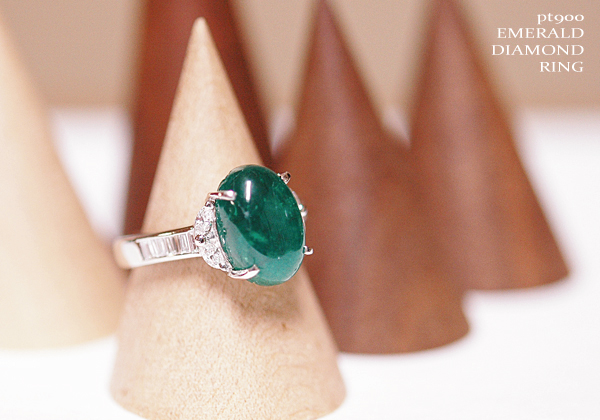 pt900(プラチナ） カボッションエメラルド　ダイヤモンドリング_3