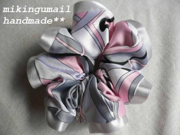 グレーピンクサテンプッチシュシュ■ハンドメイド送料80円_1
