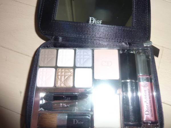 クリスチャンディオール　メイクアップパレット　新品　_2