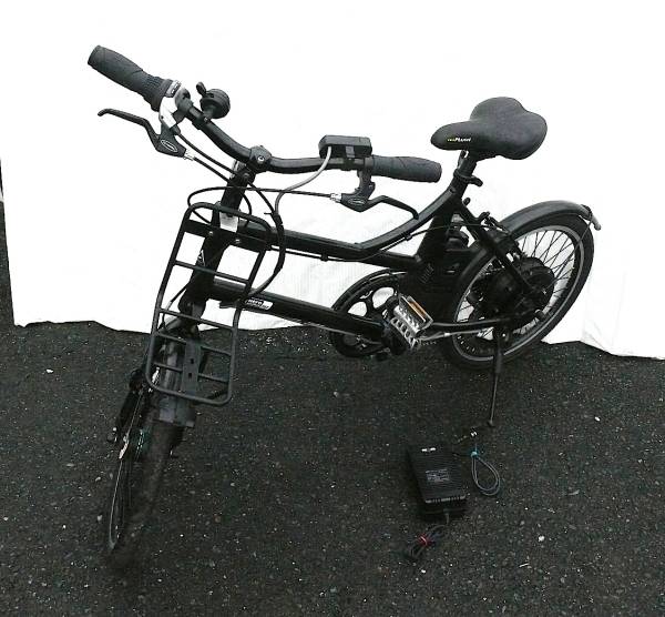 ☆エアロアシスタント 207 小型電動自転車 お洒落 黒 中古☆(電動 
