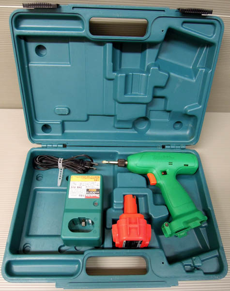 Makita マキタ 充電式インパクトドライバ [ M691D ] 中古品(インパクト 