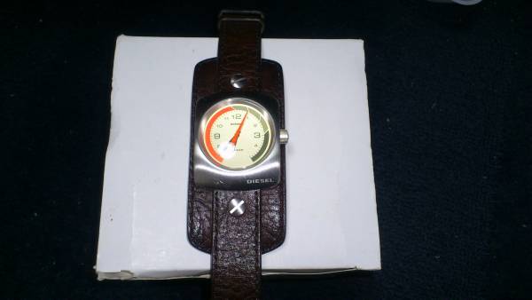 美品ディーゼルウォッチメンズ_1