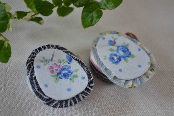 62 ハンドメイド ライン小花 ダンガリー プッシュピン 画鋲 ウエディング用品 売買されたオークション情報 Yahooの商品情報をアーカイブ公開 オークファン Aucfan Com