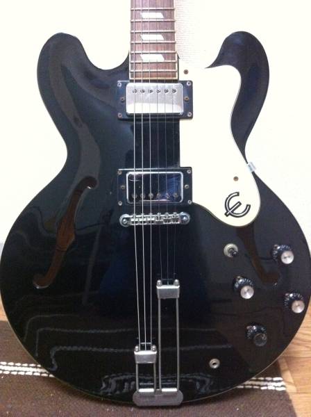 Epiphone RIVIERA エピフォン リビエラ ハードケース付 中古