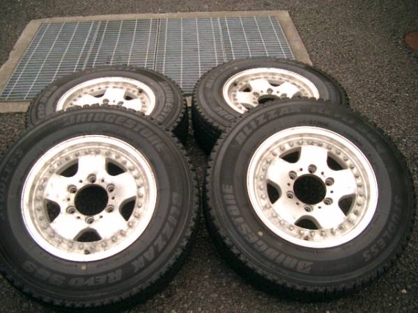 ★１００系ハイエース用 １９５/８０Ｒ１５ ＲＥＶＯ ９６９　_1