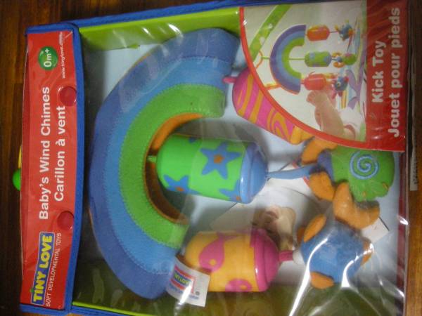 TINY LOVE ベビーズ　ウインドウ　チャイム　キックトイ_1