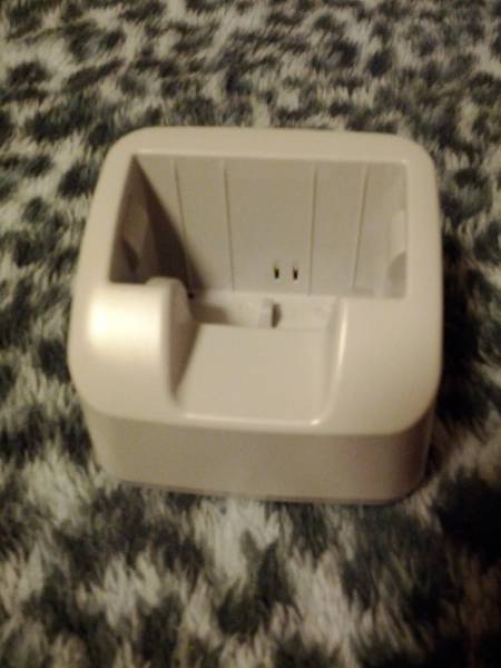 ドコモ携帯充電卓上ホルダーF30◆F-06BF-07BF-01C F-02C F-03C_1