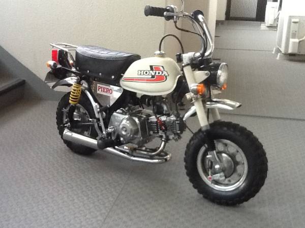 モンキーZ５０　６V_1