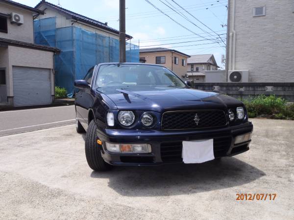 必見！！希少Y-33セドリック４WD紺色_1