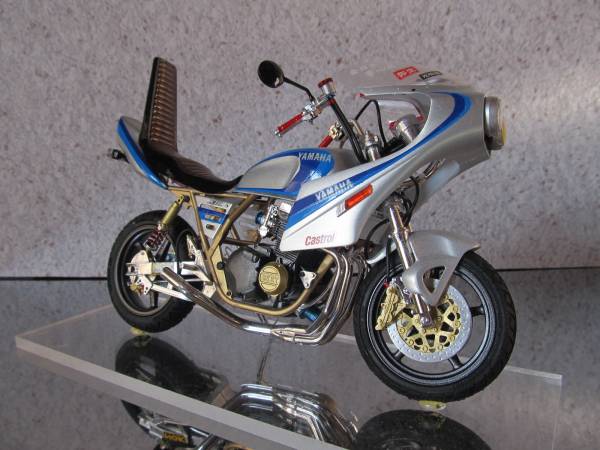 Xjr400 完成品 旧車暴走族車街道レーサーグラチャン匠改造 完成品 売買されたオークション情報 Yahooの商品情報をアーカイブ公開 オークファン Aucfan Com